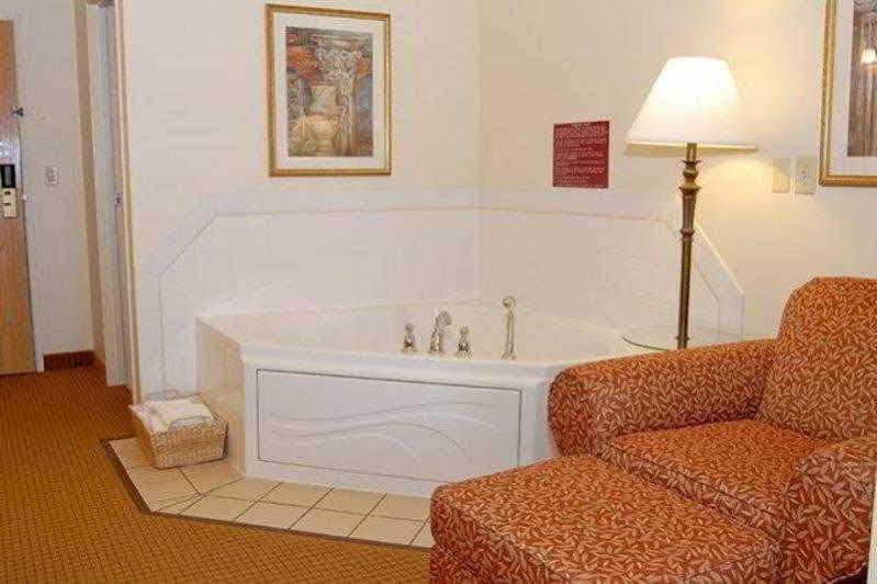 Best Western Wapakoneta Inn Dış mekan fotoğraf