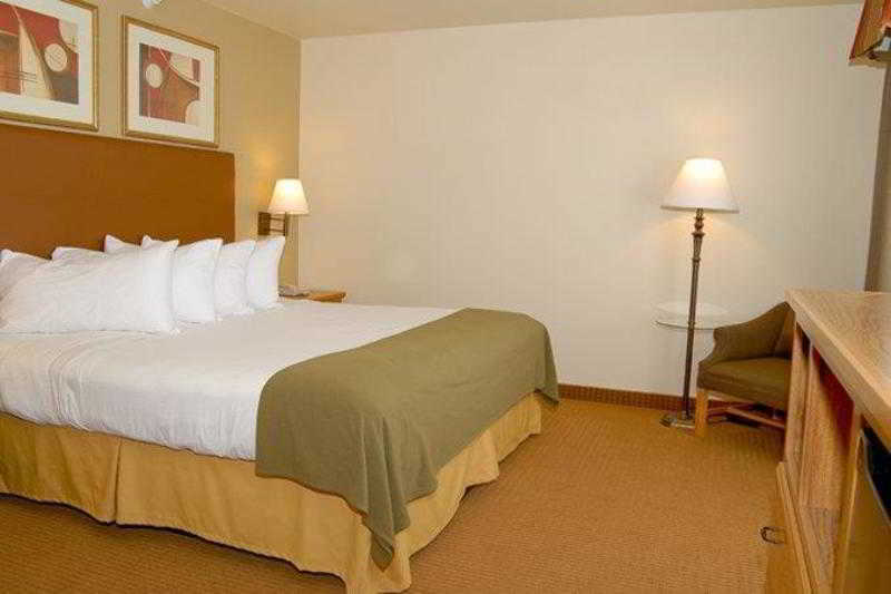 Best Western Wapakoneta Inn Oda fotoğraf